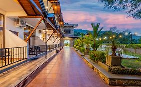 Eagle Regency Boutique Hotel